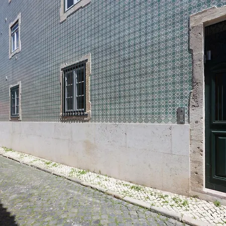 Flh Liberdade Spacious With Parking Appartamento *