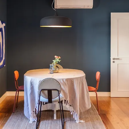 Flh Liberdade Spacious With Parking Appartamento