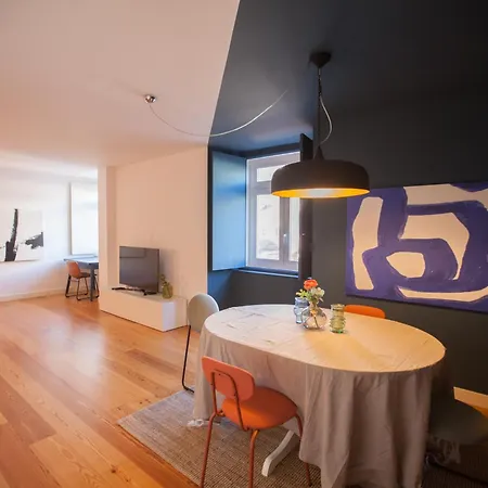 Flh Liberdade Spacious With Parking Appartamento *